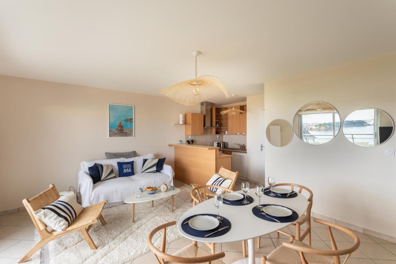 Heol - Appartement 2 Chambres - Vue Mer Et Parking ดีนาร์ ภายนอก รูปภาพ